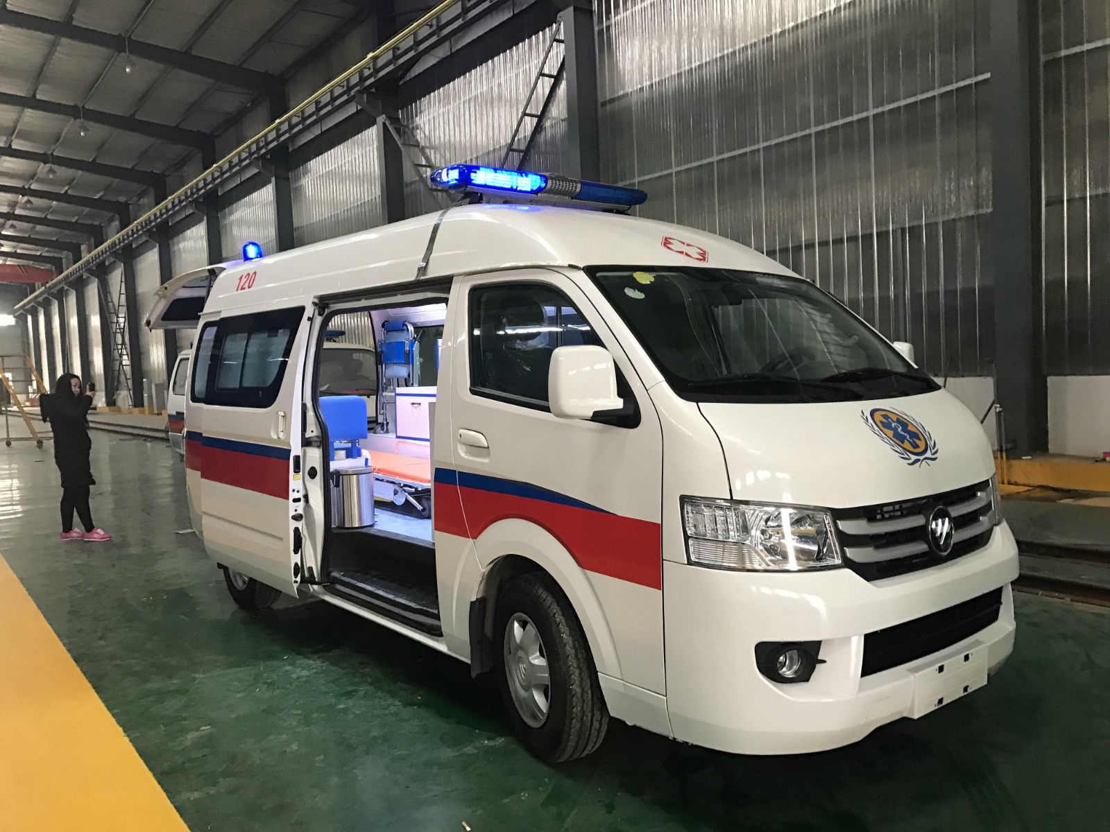 察隅县救护车转院